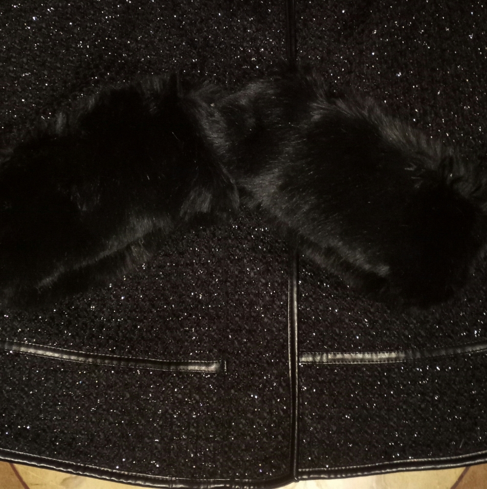 Stunning Black Victoria Secret Coat - Picture 2 of 7